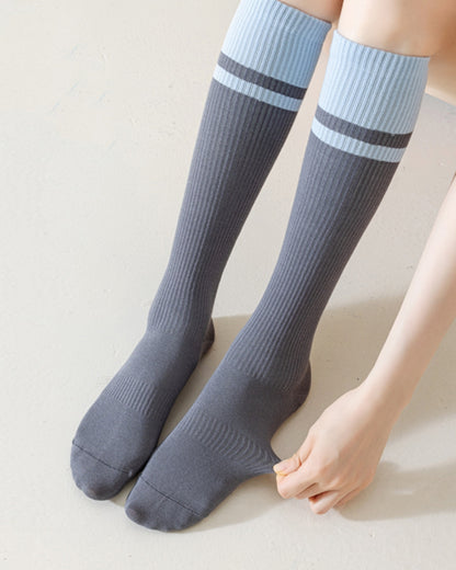 Women's Colorblocked Non-Split Toe Knee-High Socks